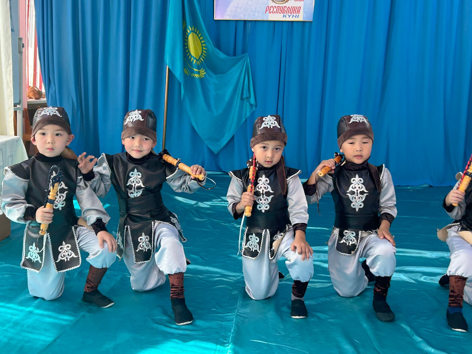 25- қазан  Республика күні!